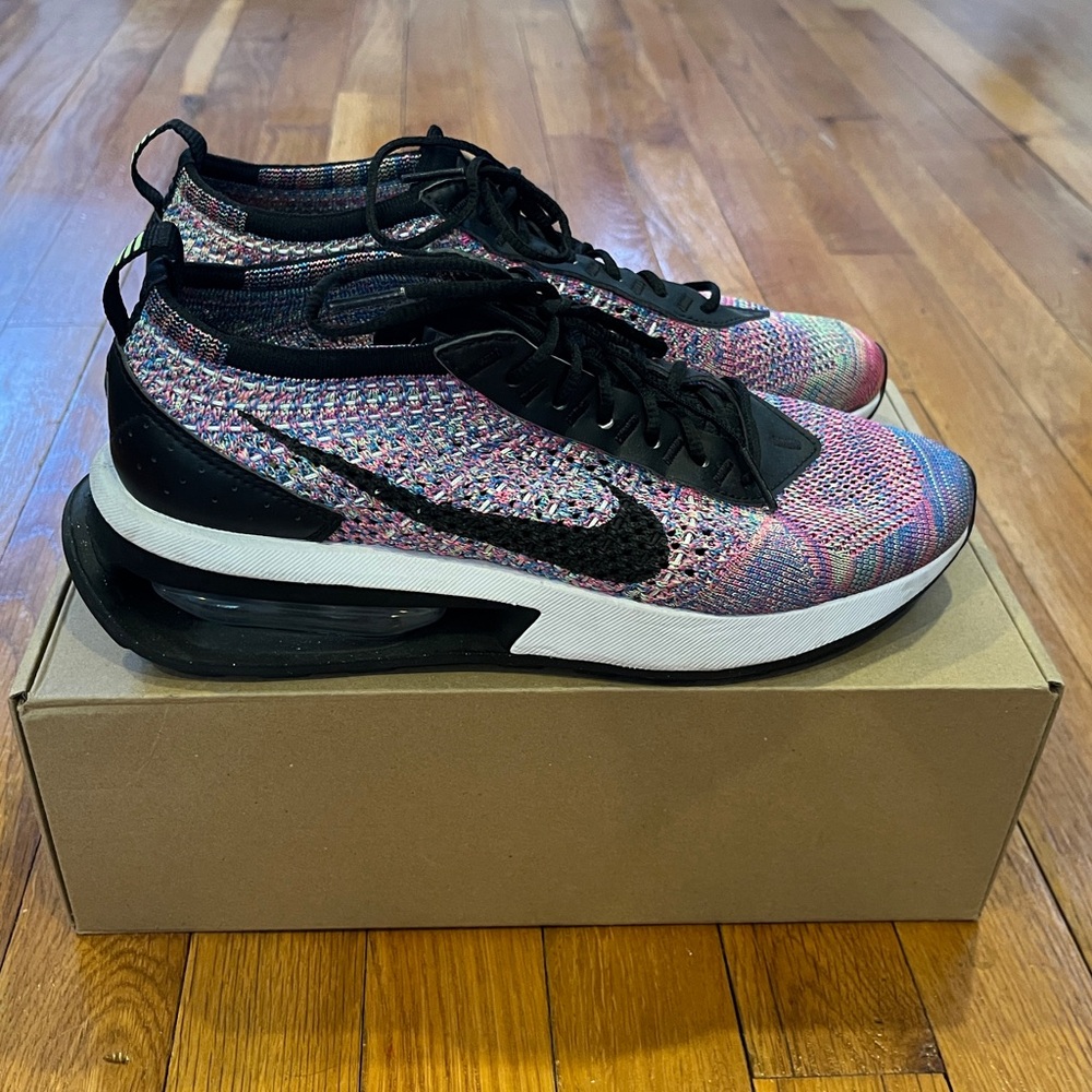 Nike Air Max flyknit racer